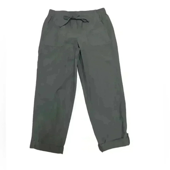 Talbots Army Green‎ Cuffed Capris, size 2 - Picture 1 of 4